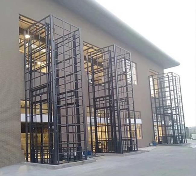 荣邦乡液压升降货梯